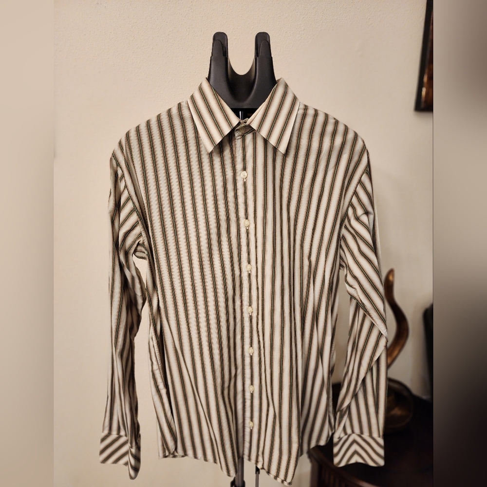Hungaro  men long sleeve buttons down shirt